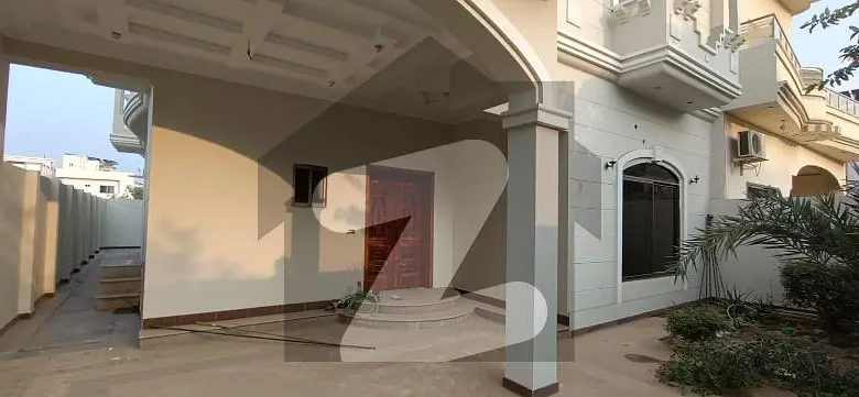 10 Marla House available For Sale New Defence View Housing Scheme, Jampur Road, Dera Ghazi Khan – PKR 4.25 Crore – 03338879786