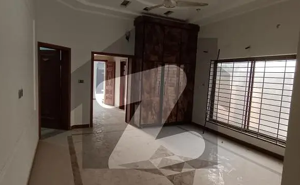 10 Marla House available For Sale New Defence View Housing Scheme, Jampur Road, Dera Ghazi Khan – PKR 4.25 Crore – 03338879786