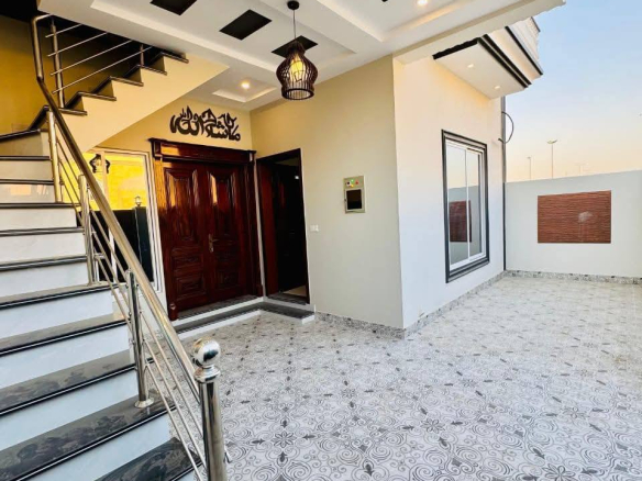 6 Marla Triple Story House For Sale in NDVHS Dera Ghazi Khan Phase 2