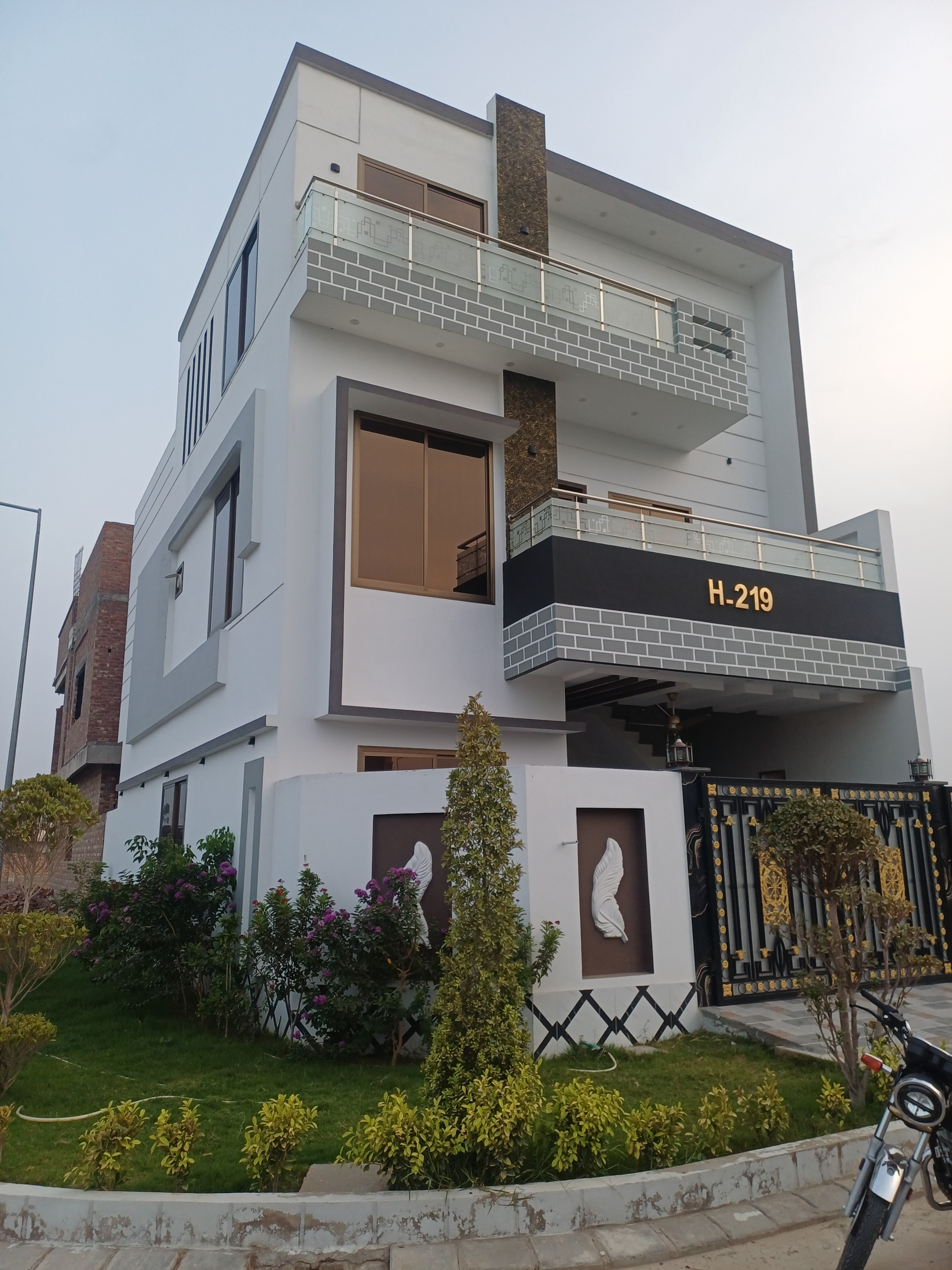 1000950879 5 Marla Semi Furnished Corner House for sale in Defence Garden (NDVHS – Phase-2)